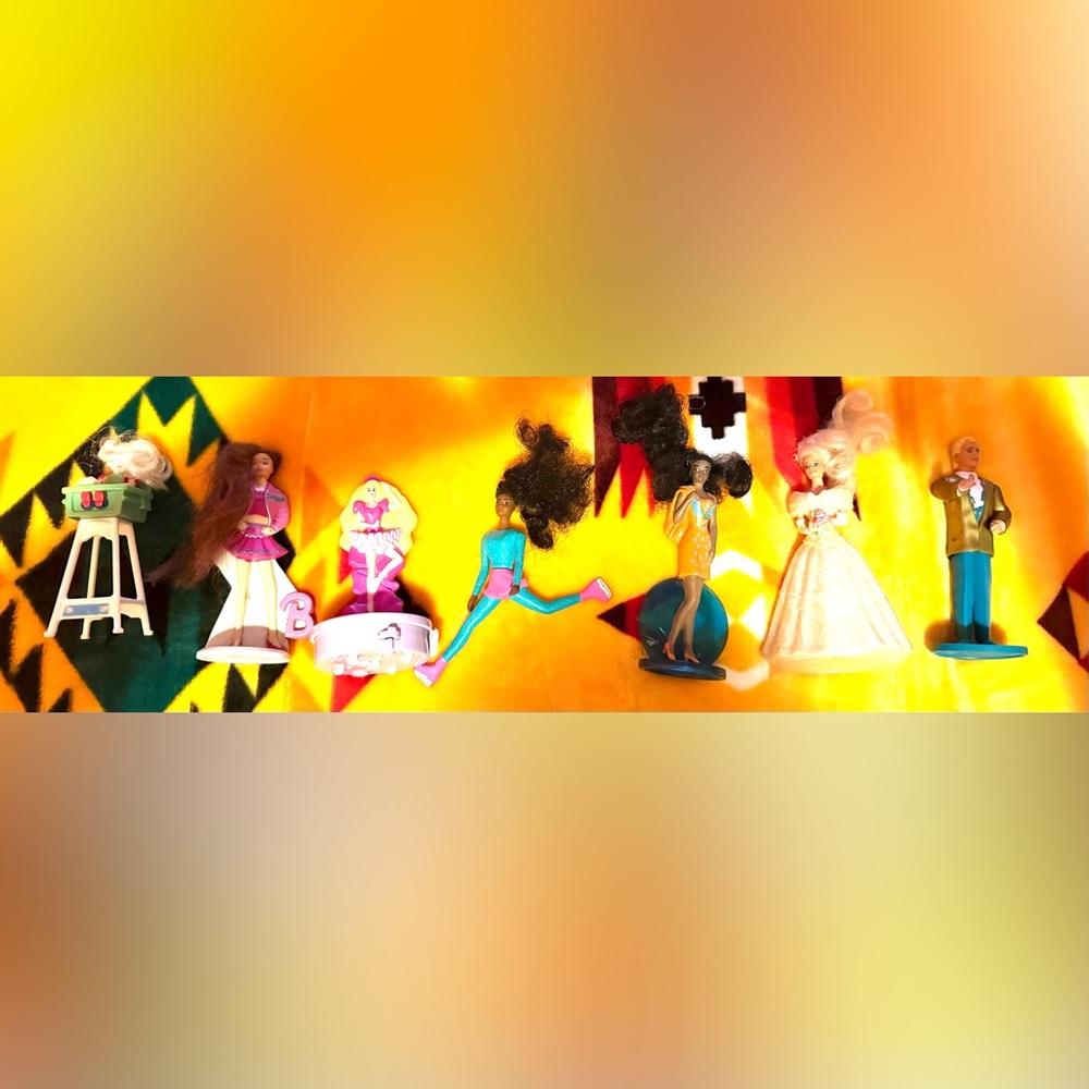 Diverse Doll Set with Colorful Outfits